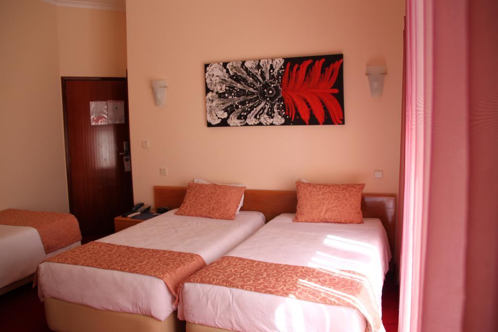 Hotel Quasar Pedroucos  Экстерьер фото