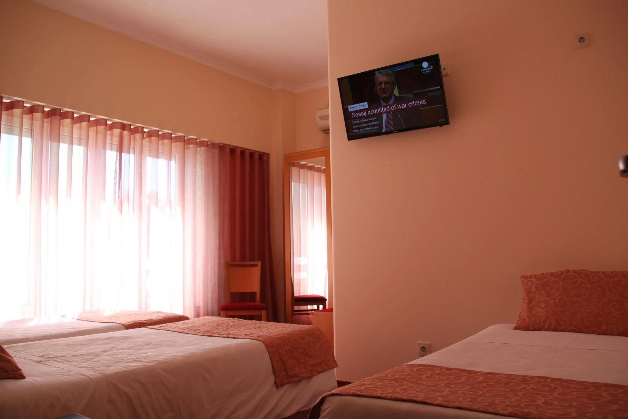 Hotel Quasar Pedroucos  Экстерьер фото